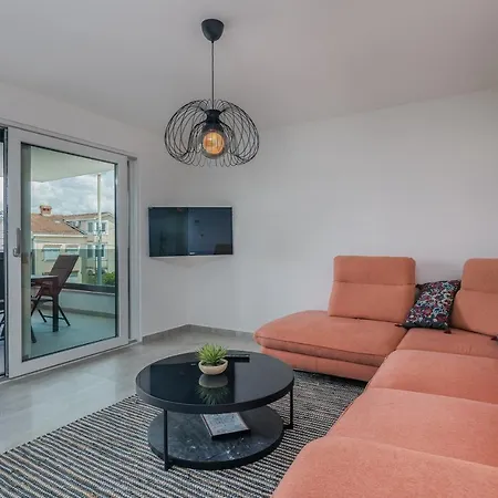 Murvica De Luxe * Malinska