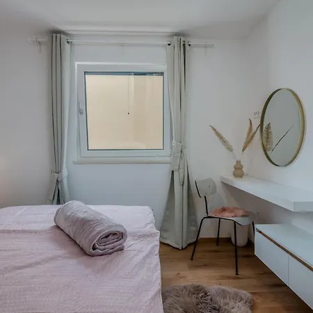 Apartmán Murvica De Luxe