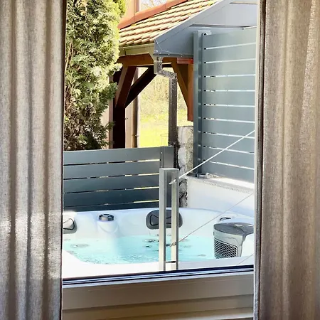 Murvica De Luxe Apartamento Malinska