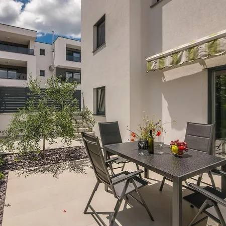 Murvica De Luxe Apartmán *