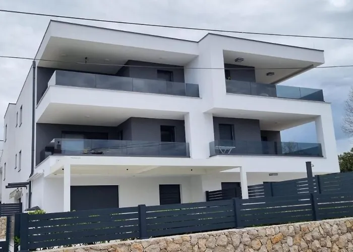Murvica De Luxe